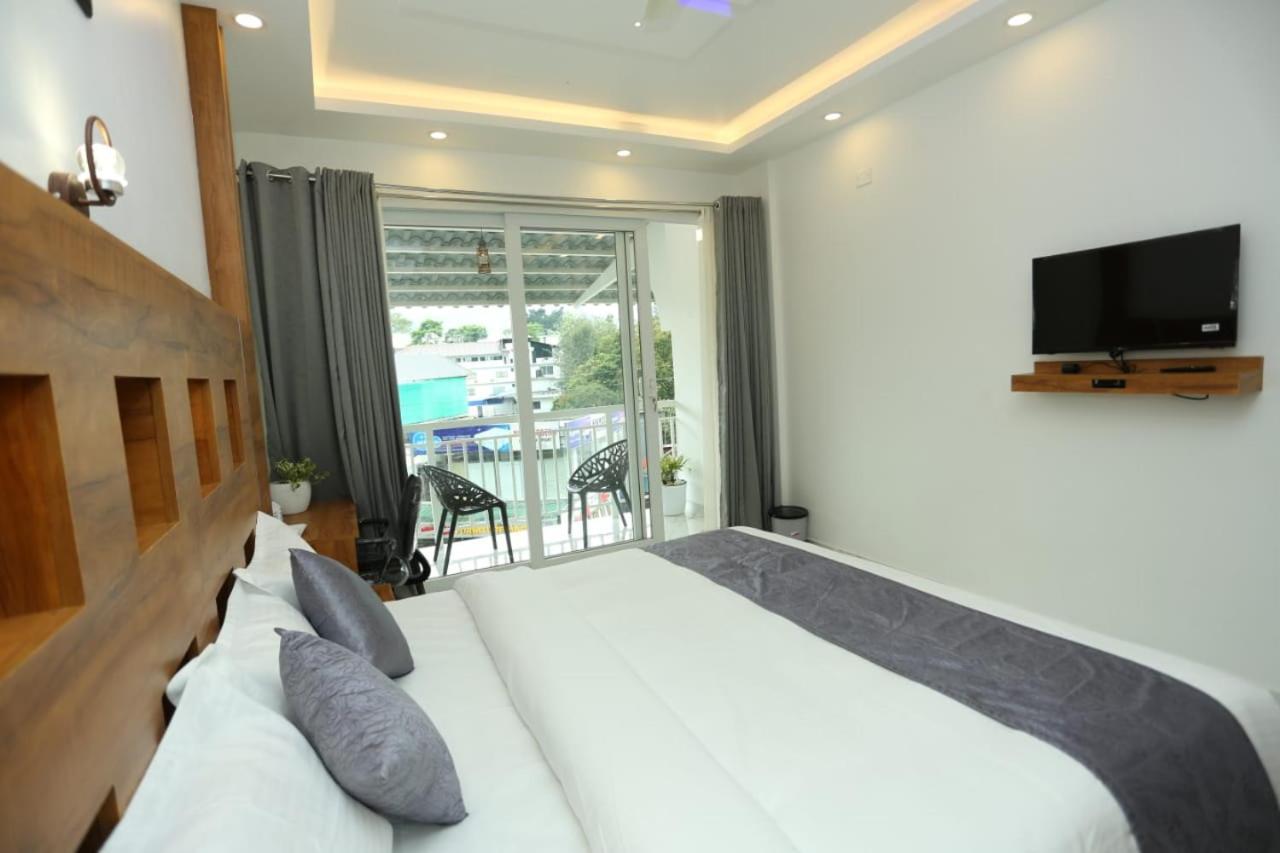 Cloud Bed Holidays Мунар Екстериор снимка