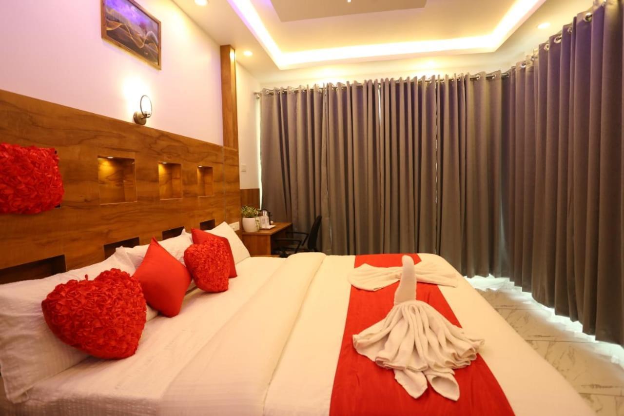 Cloud Bed Holidays Мунар Екстериор снимка