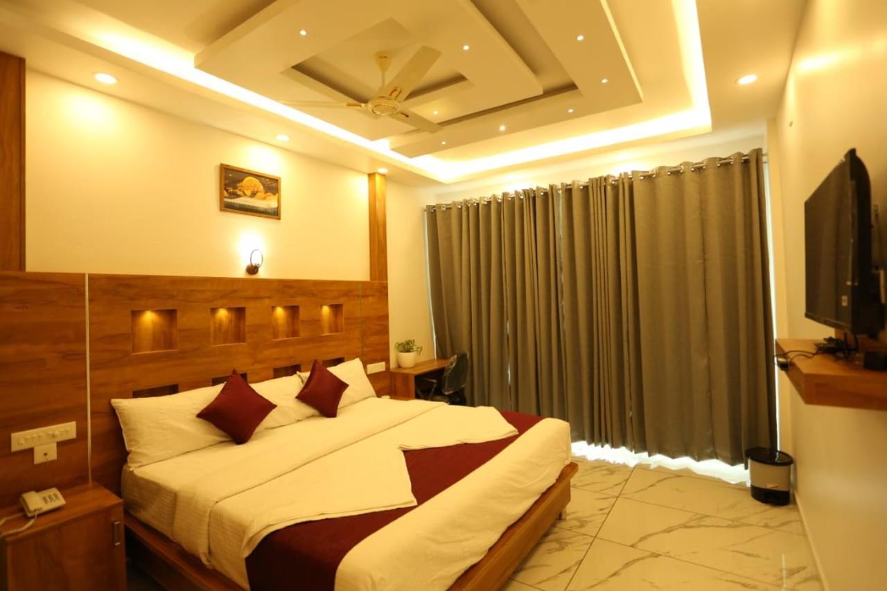 Cloud Bed Holidays Мунар Екстериор снимка