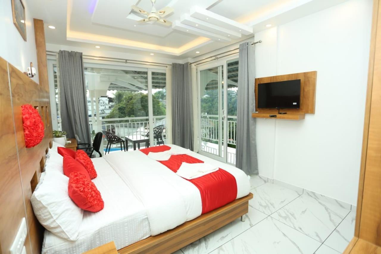 Cloud Bed Holidays Мунар Екстериор снимка